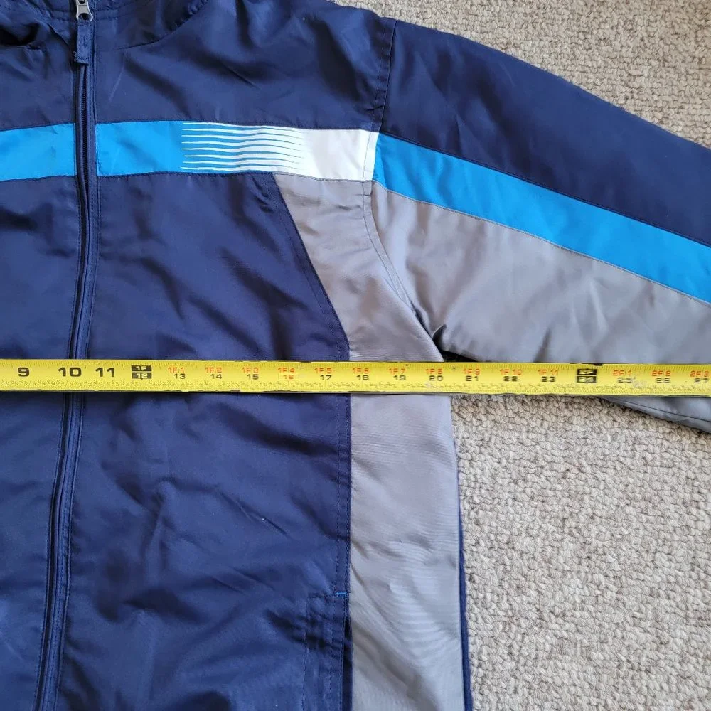 NWT Arctic Quest Boys Hooded Winter Jacket Size L (14/16)